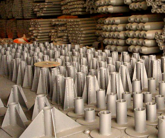 河津钢网架支托